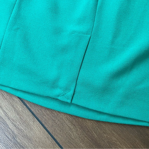 Karl Lagerfeld, size 10, green dress with tulip sleeves - Picture 4 of 9